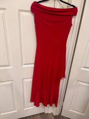 Off-Shoulder Red Asymmetric Hem Women's Skirt